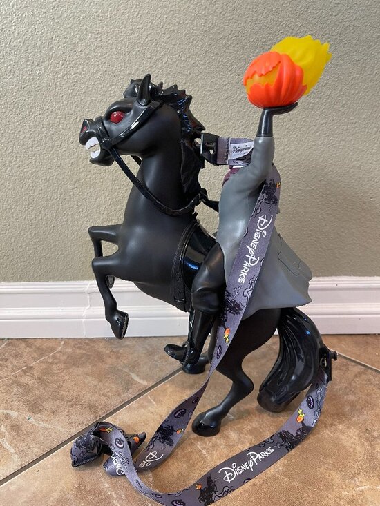 Disneyland Resort Other - Disney Oogie Boogie Bash 2026 Headless Horseman Light Up Popcorn Bucket